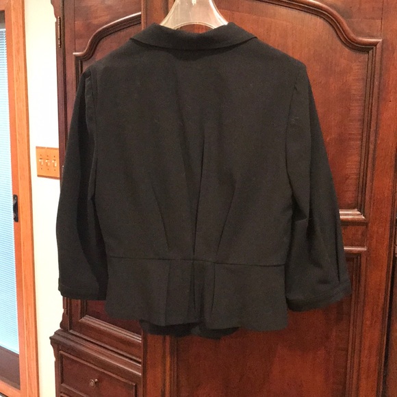 Black suit jacket - Picture 3 of 3